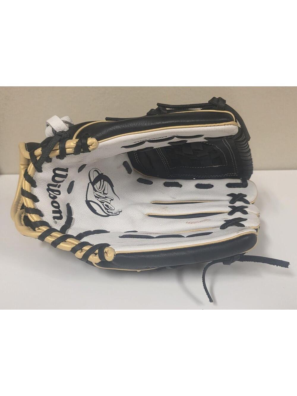 Wilson A500 Siren 12" softball glove model A05RF2012 right hand throw